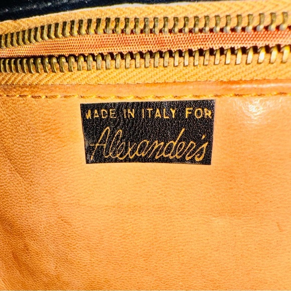 Vintage Black Mini Bag with Gold Clasp and Top Handle - Picture 6 of 6